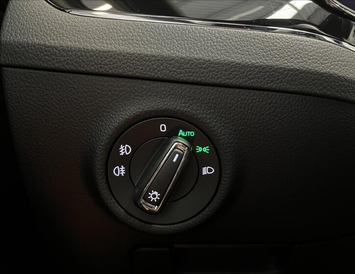 Škoda Superb Kombi 2,0 l 147 kw