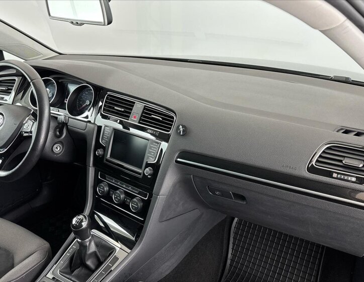 Volkswagen Golf Hatchback 1,4 l 81 kw