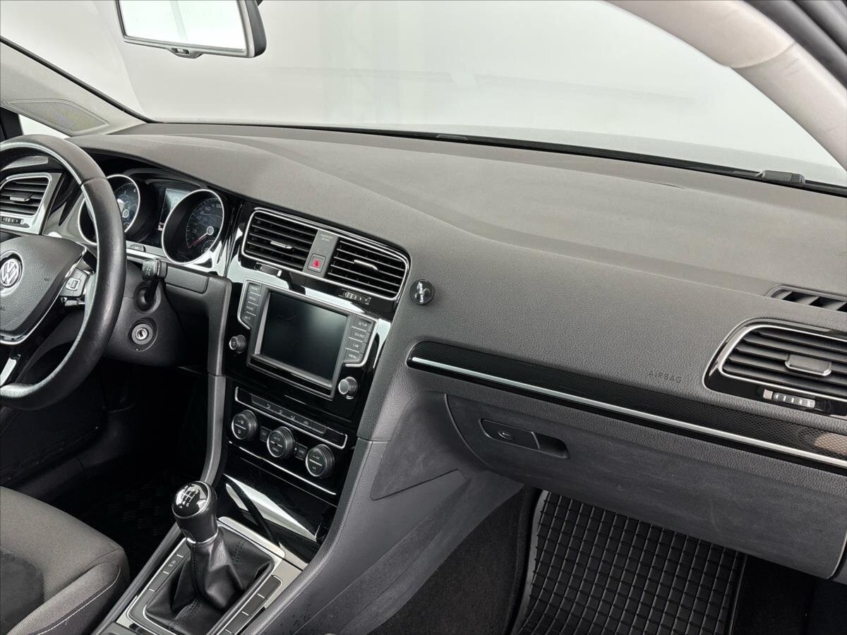 Volkswagen Golf Hatchback 1,4 l 81 kw