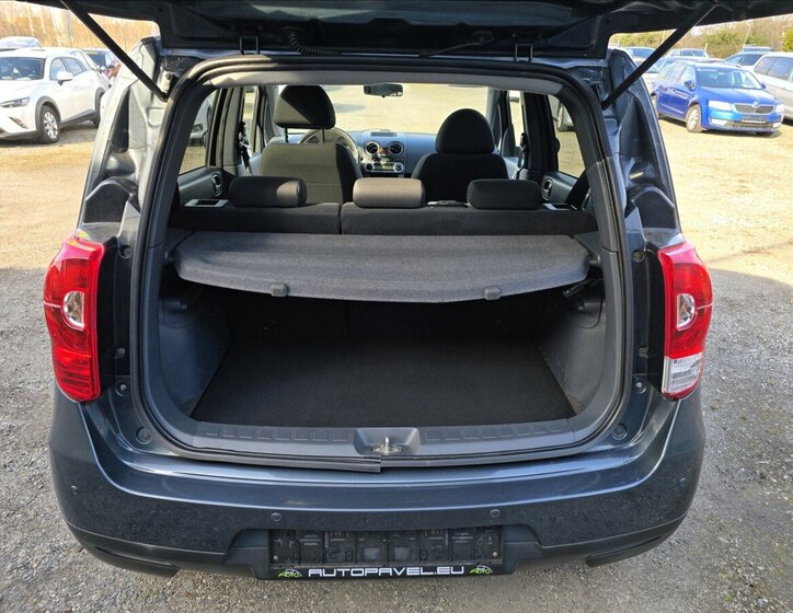 Mitsubishi Colt Hatchback 1,1 l 55 kw