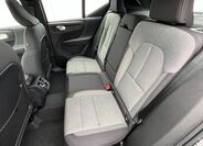 Volvo XC40 12