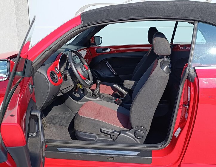 Volkswagen Beetle Kabriolet 1,2 l 77 kw