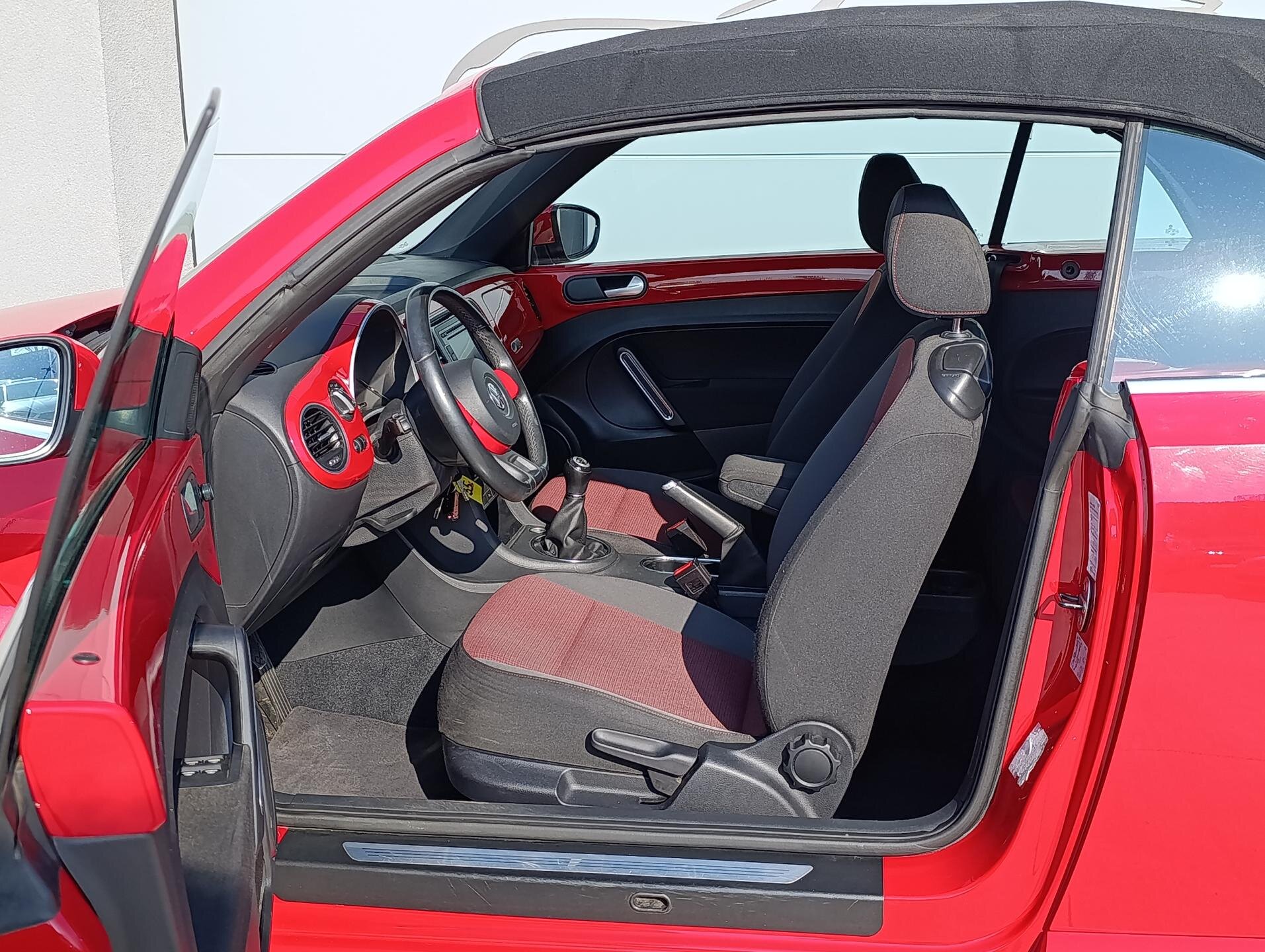 Volkswagen Beetle Kabriolet 1,2 l 77 kw