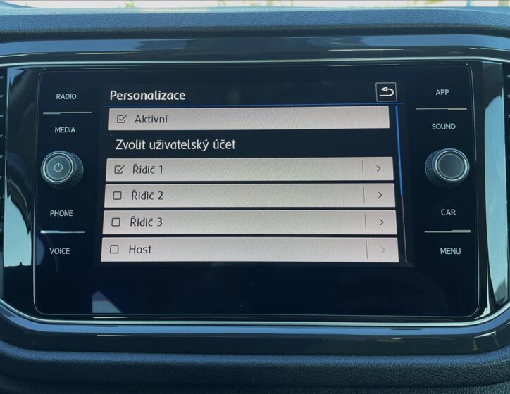 Volkswagen T-Roc SUV 2,0 l 110 kw