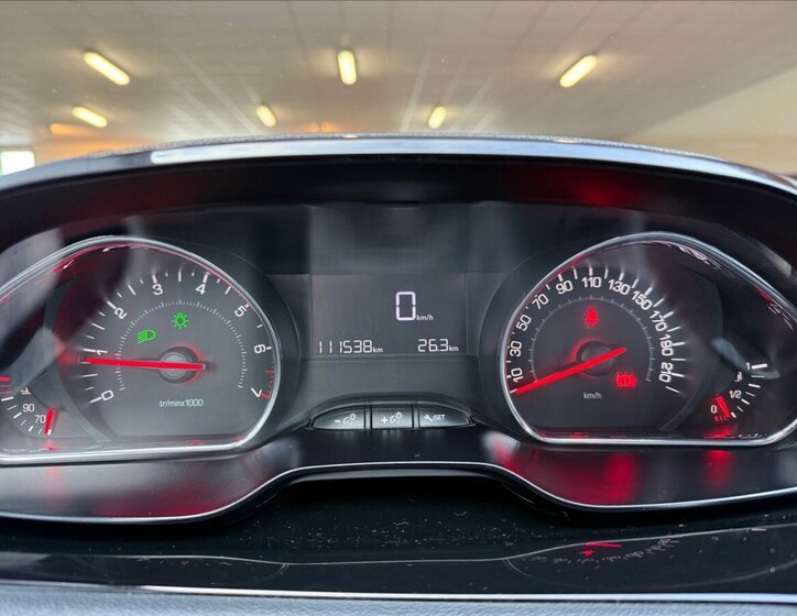 Peugeot 208 Hatchback 1,4 l 70 kw