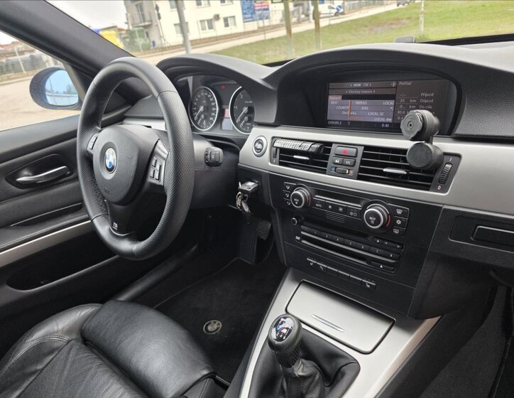 BMW Řada 3 Kombi 3,0 l 170 kw