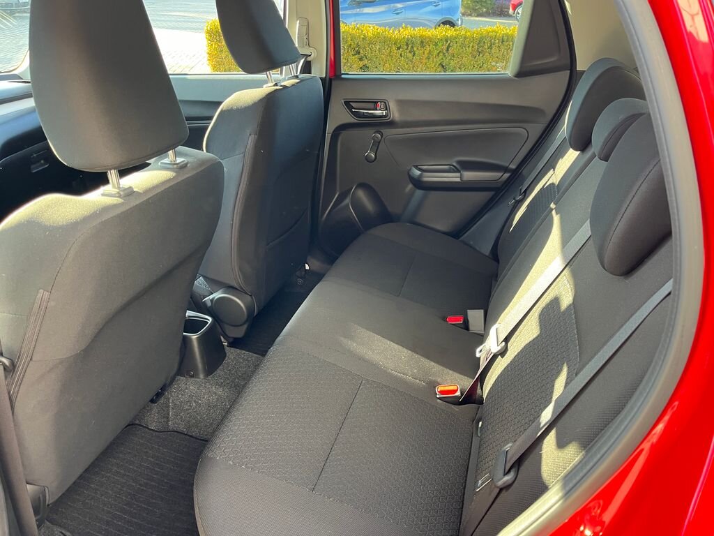 Suzuki Swift Hatchback 1,2 l 61 kw