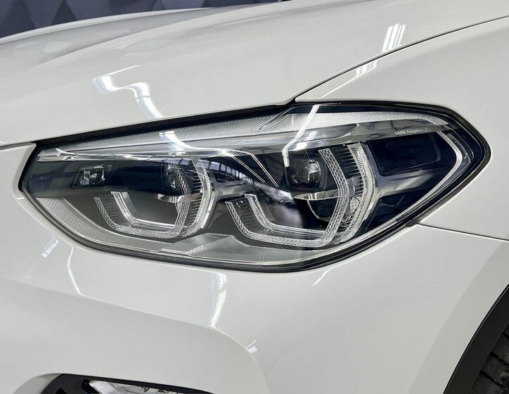 BMW X3 SUV / Terénní 3,0 l 195 kw
