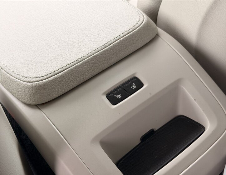 Volvo V90 Kombi 2,0 l 184 kw