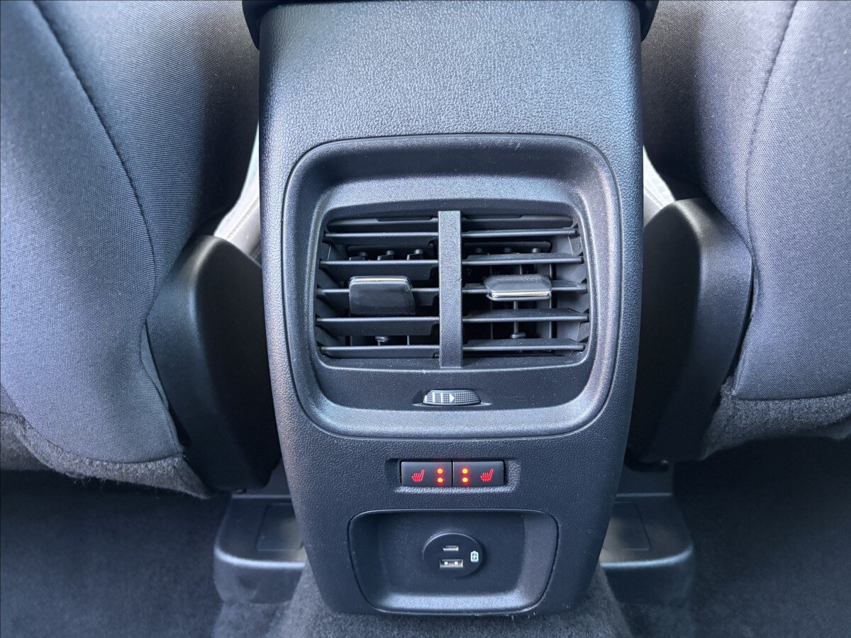 Ford Kuga Kombi 2,0 l 140 kw