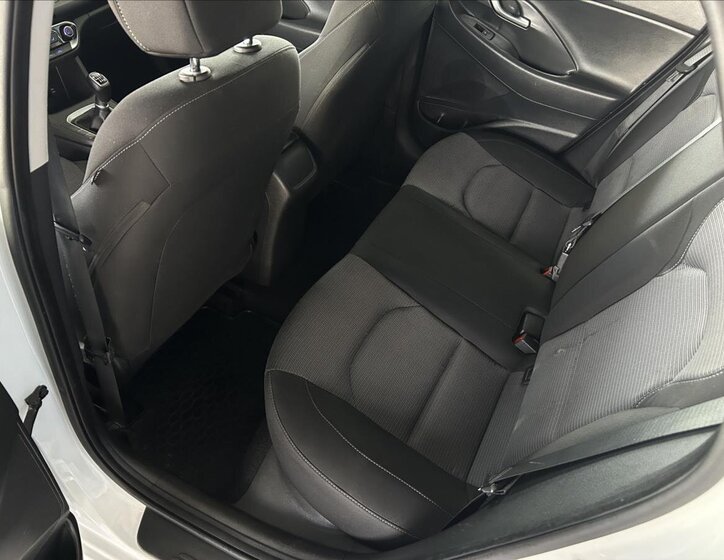 Hyundai i30 Kombi 998,0 88 kw