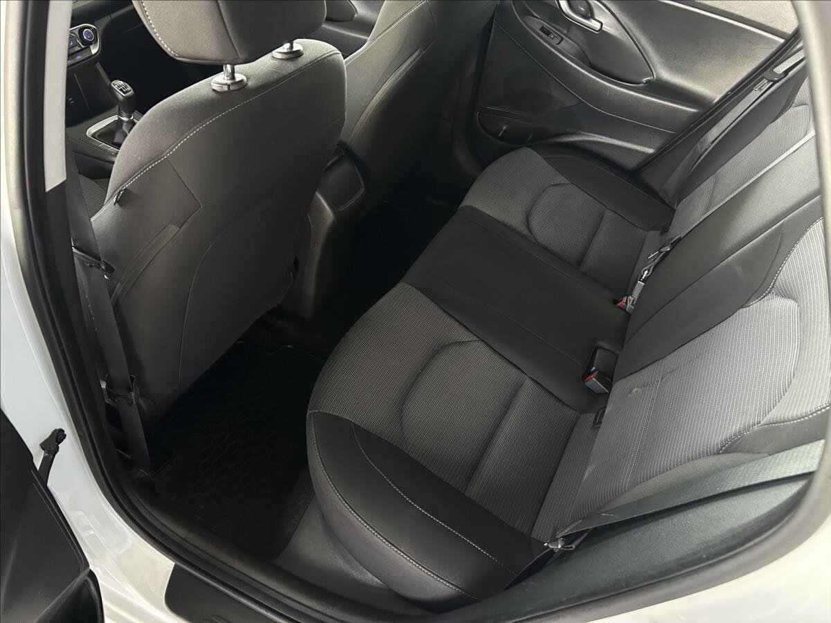 Hyundai i30 Kombi 998,0 88 kw