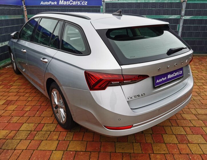 Škoda Octavia Kombi 2,0 l 85 kw