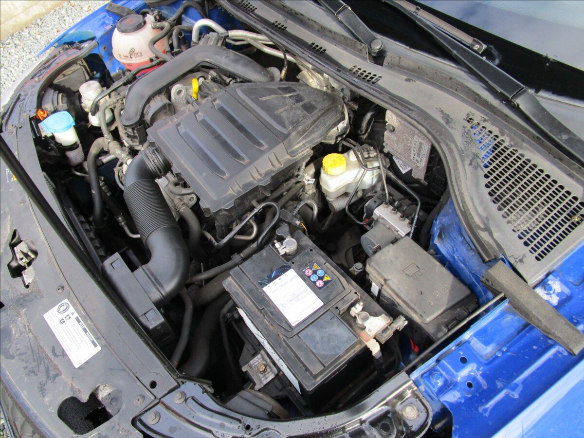 Škoda Rapid Sedan 999,0 70 kw