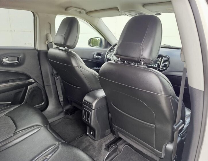 Jeep Compass SUV 2,0 l 125 kw