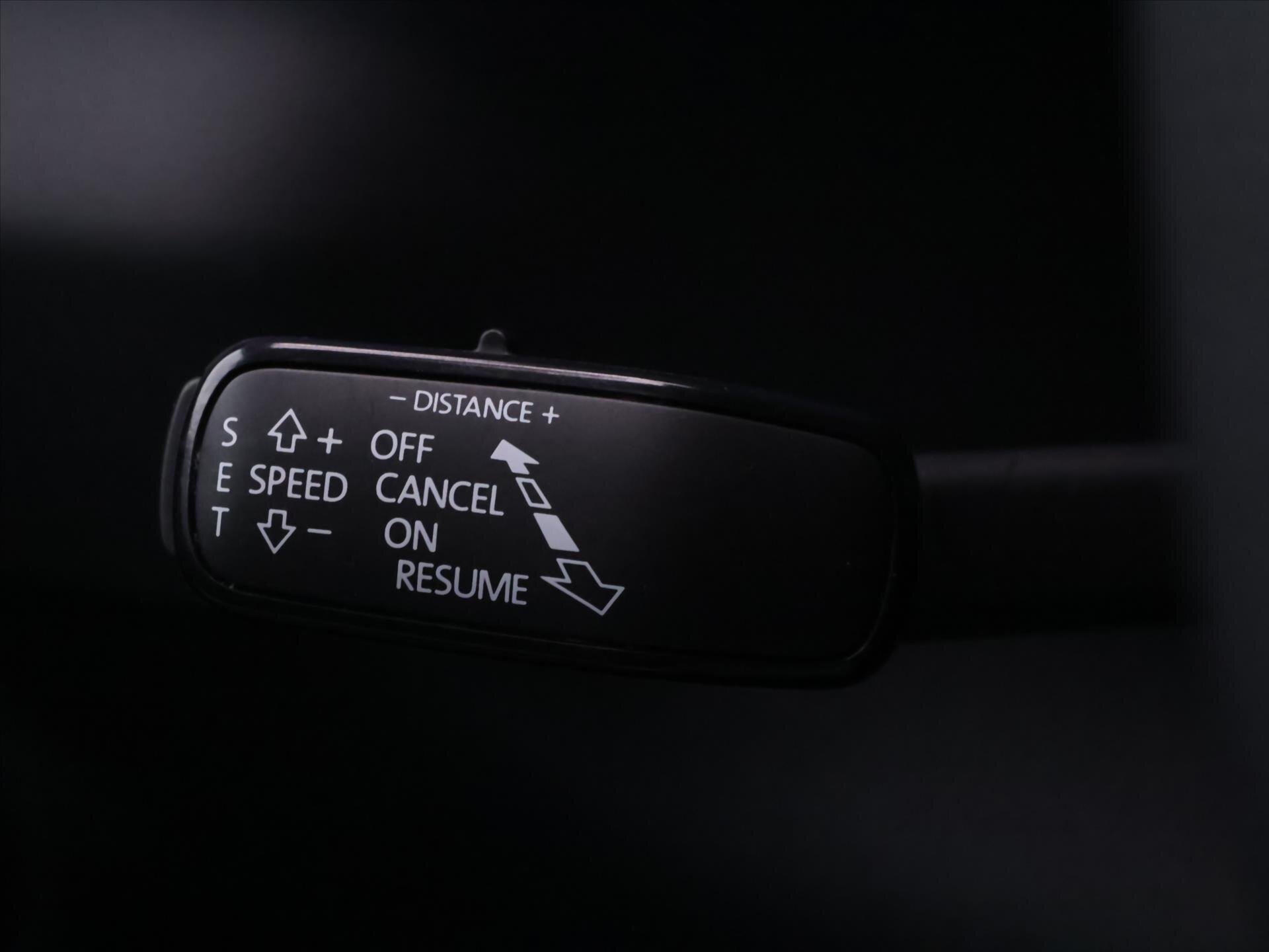 Škoda Karoq SUV / Terénní 1,5 l 110 kw