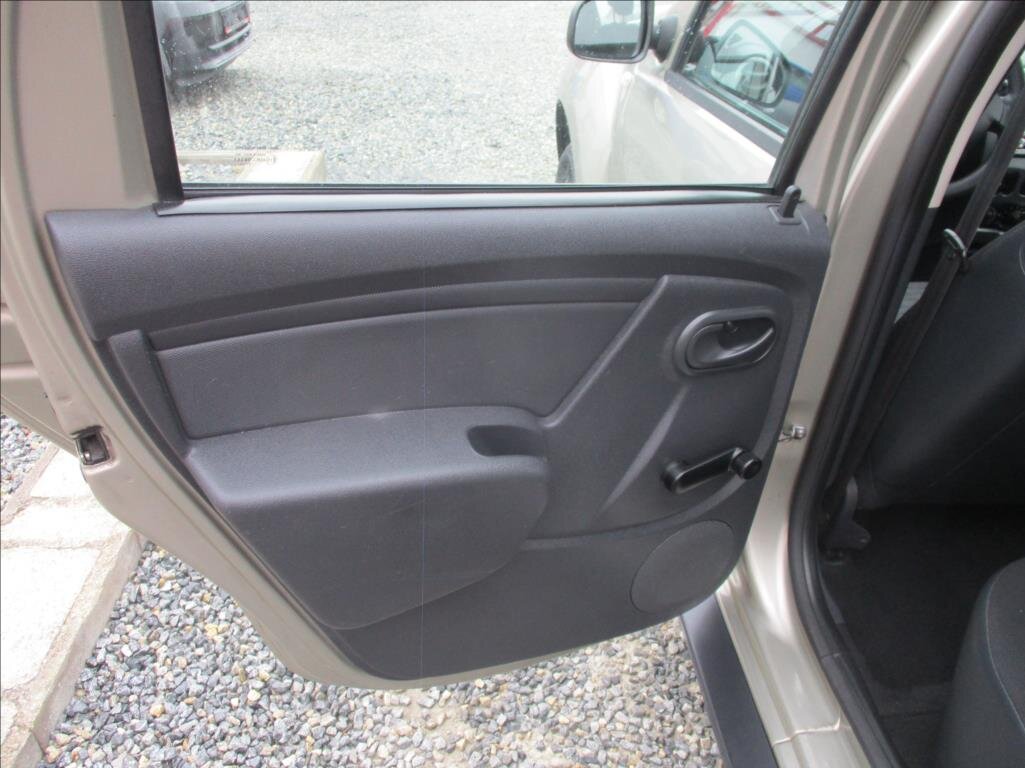 Dacia Duster SUV 1,6 l 77 kw