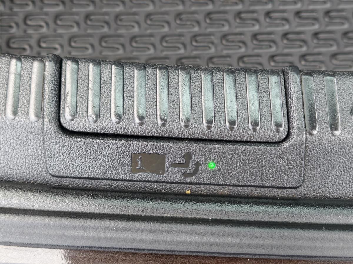 Škoda Superb Liftback 2,0 l 140 kw