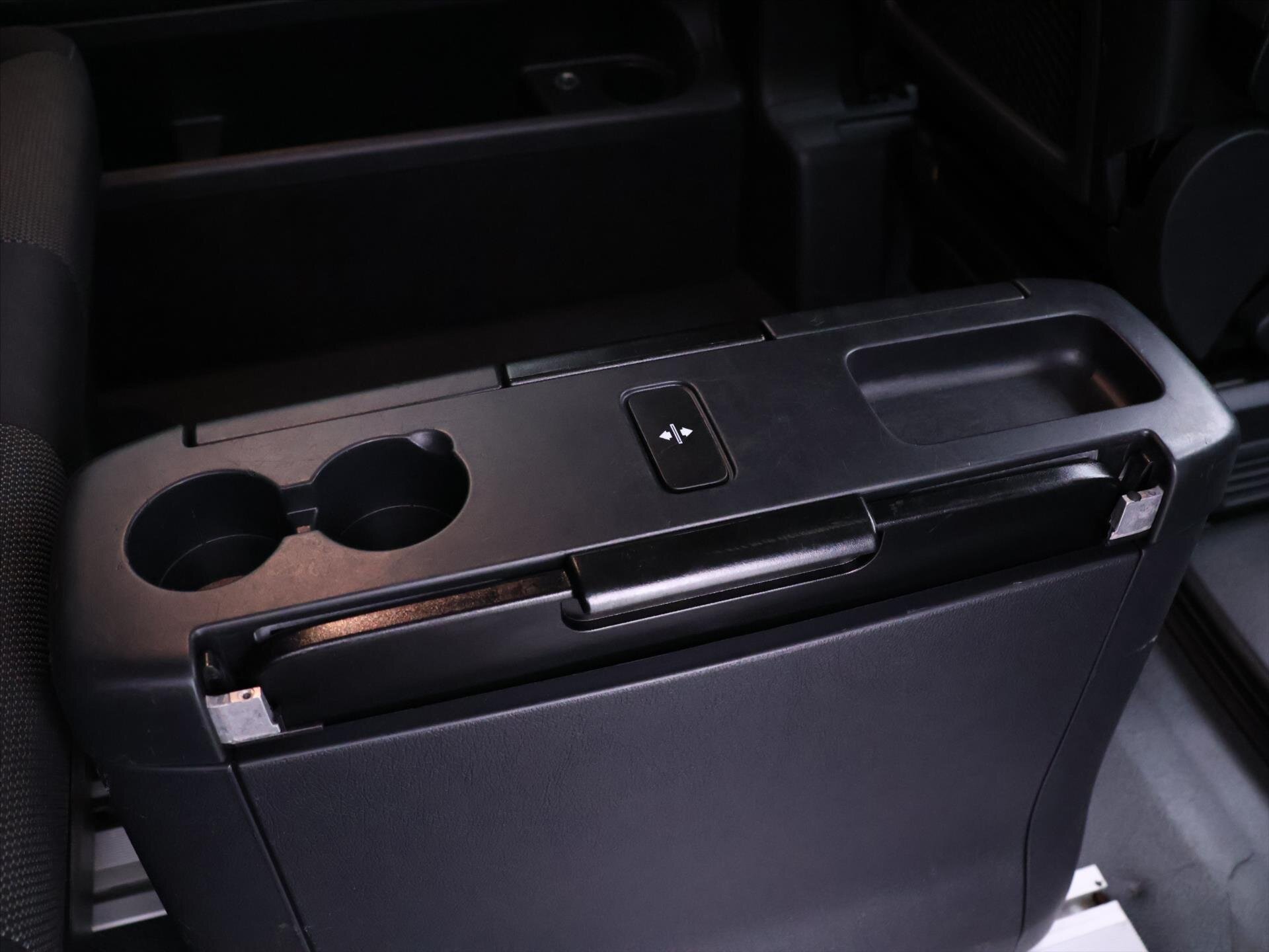 Mercedes-Benz Vito Kombi 2,1 l 100 kw