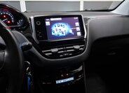 Peugeot 2008 SUV / Terénní 1,2 l 81 kw