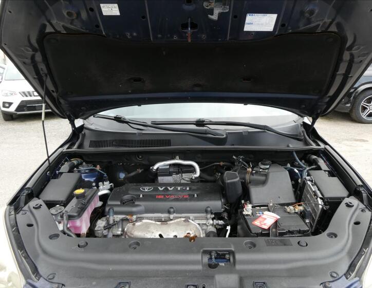Toyota RAV4 30