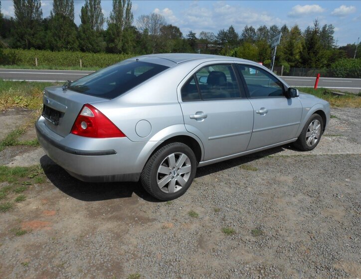 Ford Mondeo Liftback 1,8 l 92 kw
