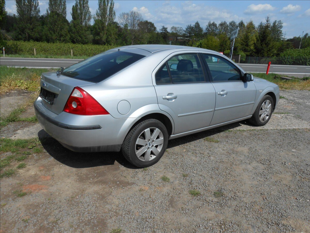Ford Mondeo Liftback 1,8 l 92 kw