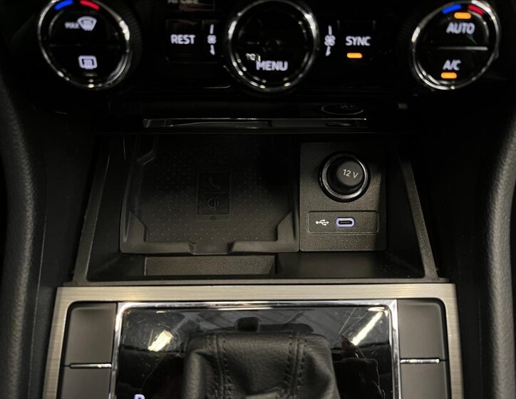 Škoda Superb Kombi 2,0 l 110 kw