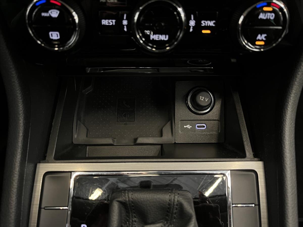 Škoda Superb Kombi 2,0 l 110 kw