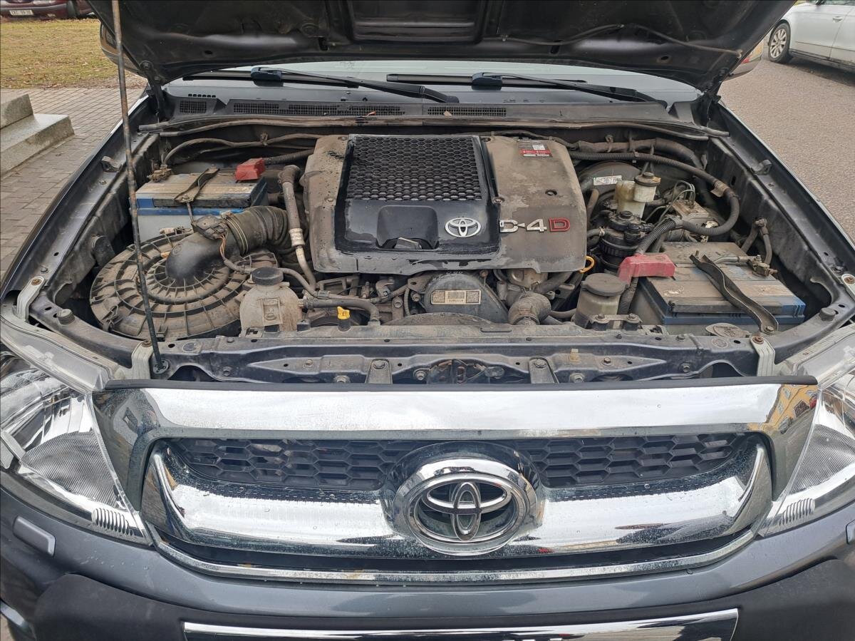 Toyota Hilux Pick-up 2,5 l 106 kw