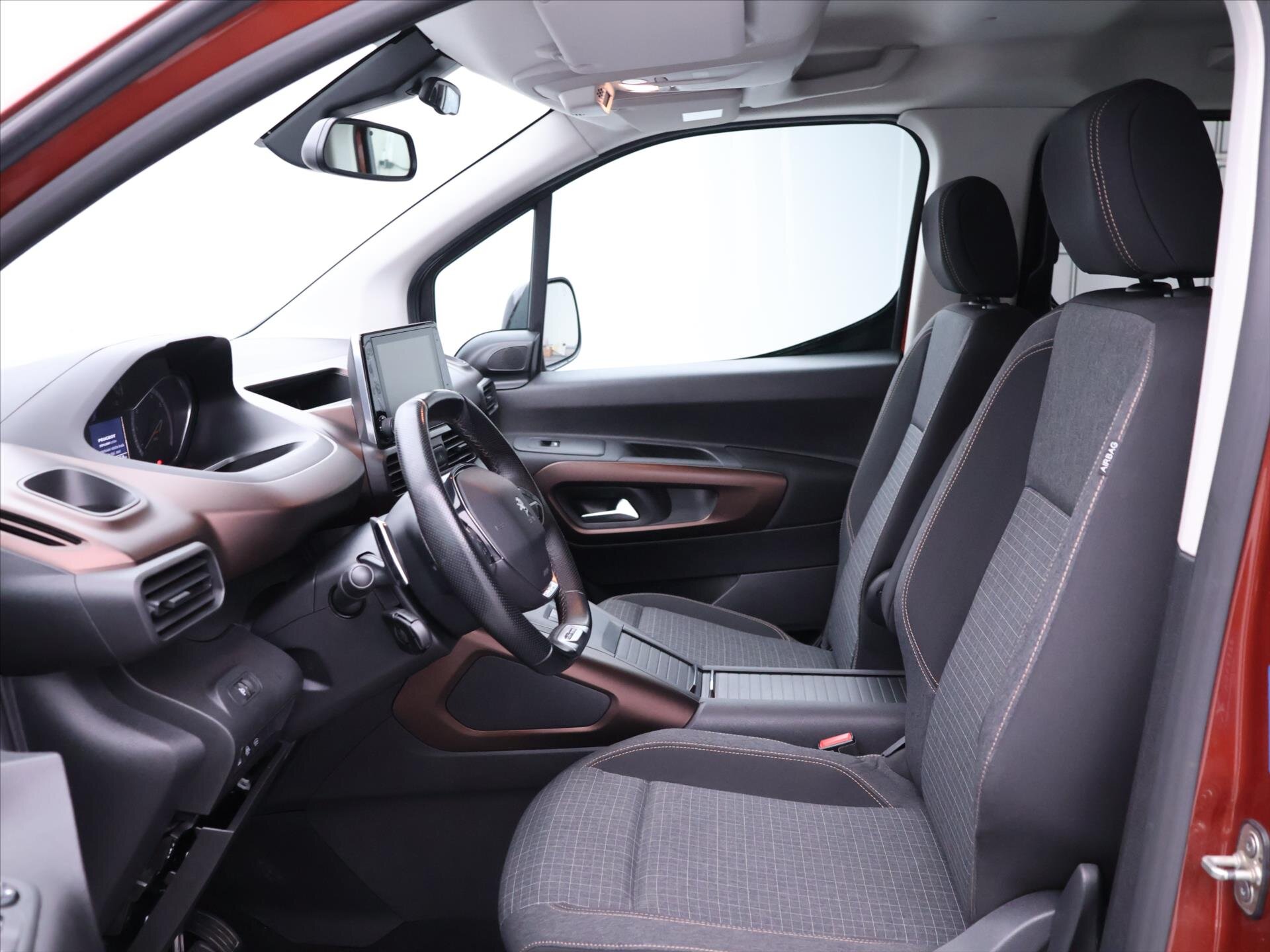 Peugeot Rifter MPV 1,5 l 96 kw