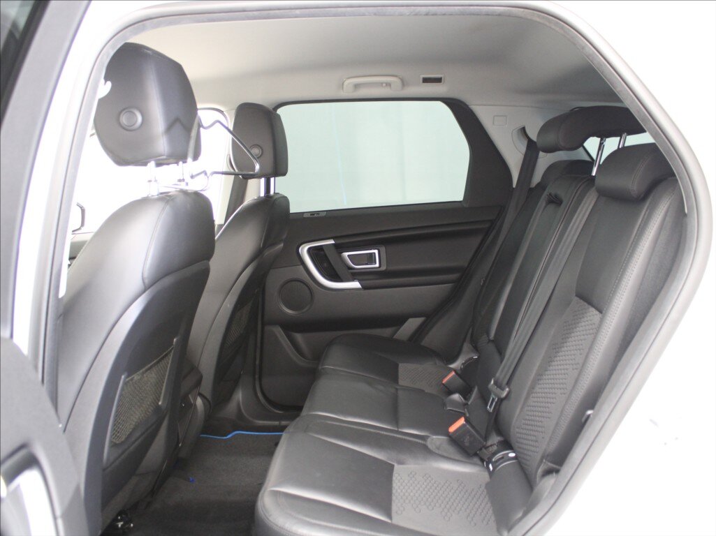 Land Rover Discovery Sport SUV 2,0 l 110 kw