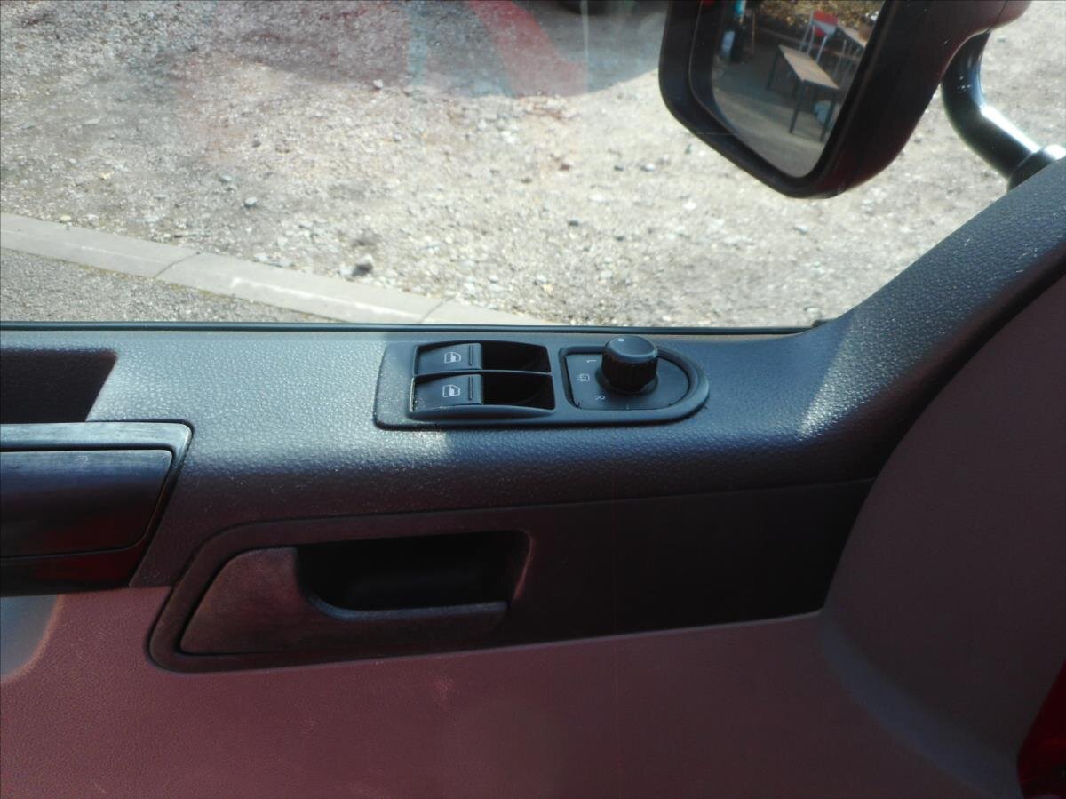 Volkswagen Transporter Valník 2,0 l 75 kw