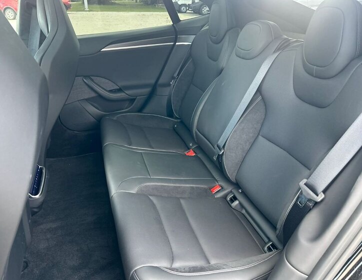 Tesla Model S Sedan / Limuzína 0,0 760 kw