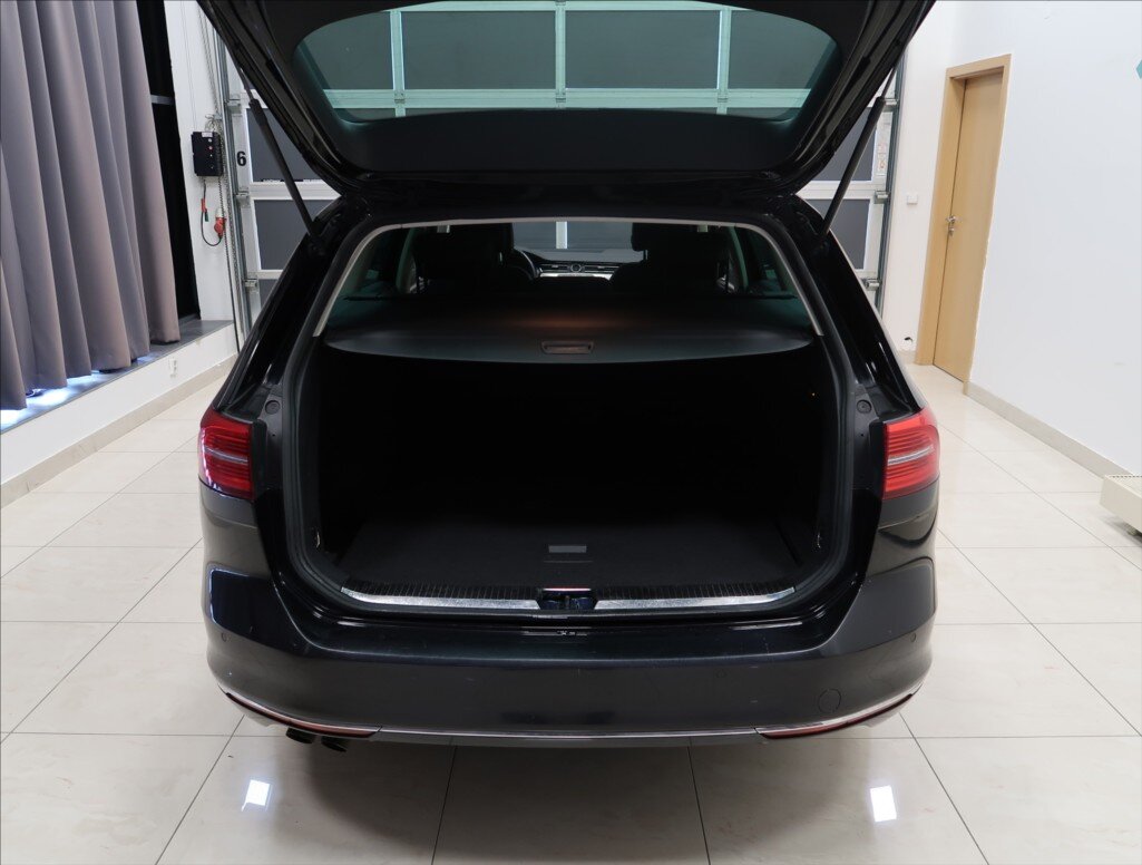 Volkswagen Passat Kombi 2,0 l 140 kw