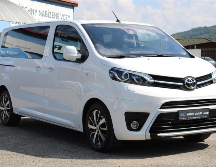 Toyota ProAce Verso 3