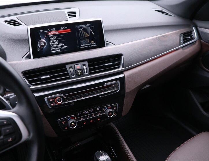 BMW X1 SUV / Terénní 2,0 l 140 kw