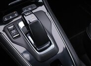 Opel Grandland X SUV 1,6 l 147 kw