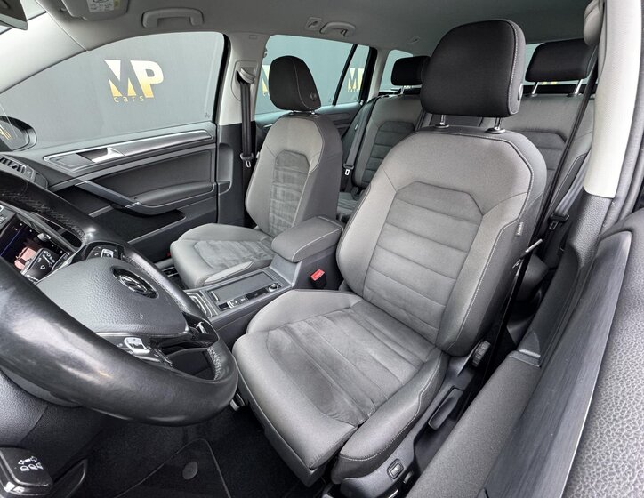 Volkswagen Golf Kombi 1,6 l 85 kw