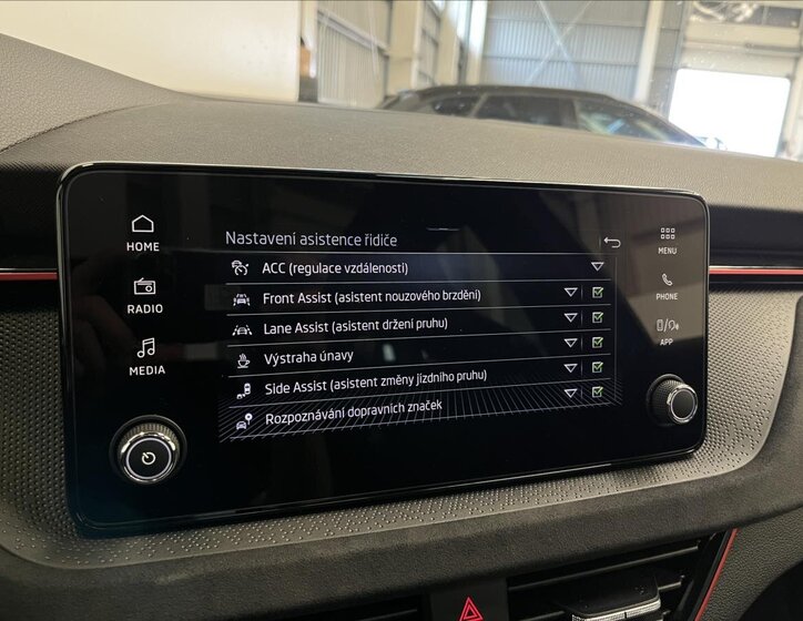 Škoda Kamiq SUV 999,0 85 kw