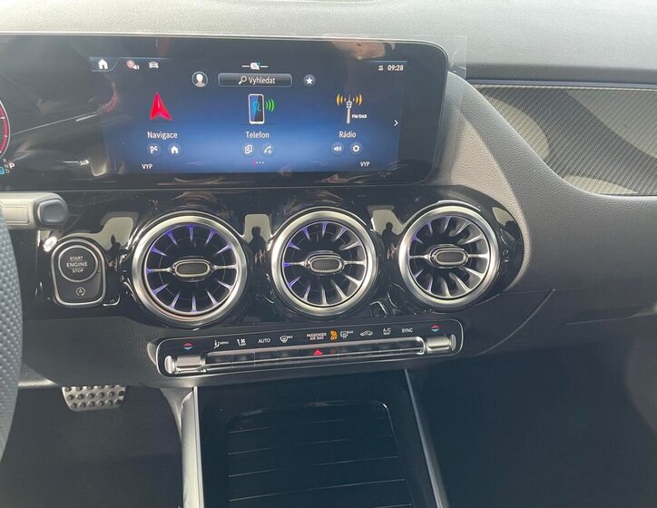 Mercedes-Benz GLA SUV 2,0 l 110 kw