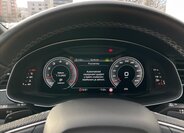 Audi Q7 9