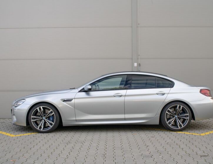 BMW M6 8