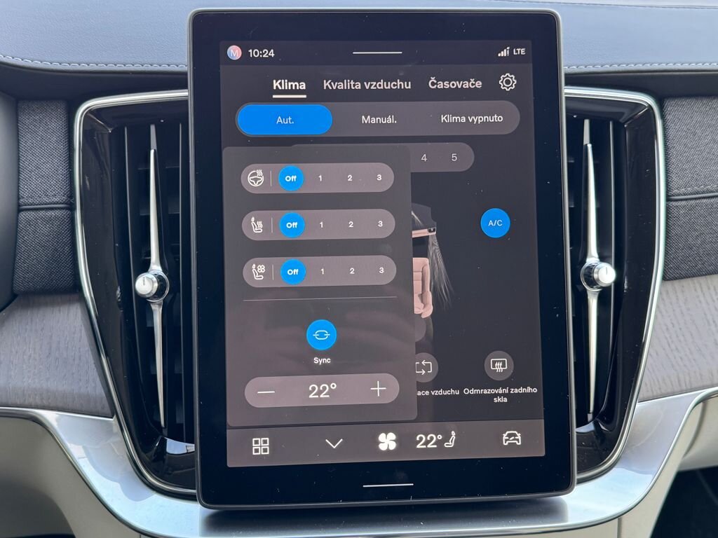 Volvo XC90 SUV / Terénní 2,0 l 335 kw