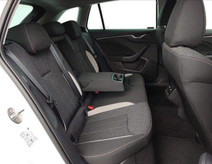 Škoda Scala Hatchback 999,0 85 kw