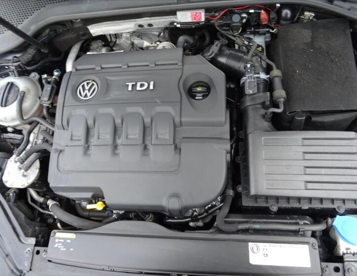 Volkswagen Golf Kombi 1,6 l 81 kw