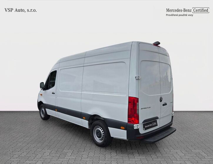 Mercedes-Benz Sprinter 3