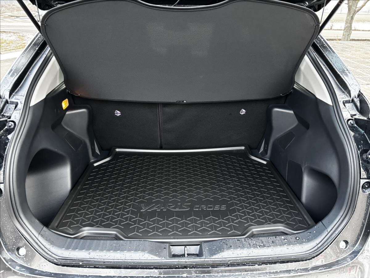 Toyota Yaris Cross SUV 1,5 l 68 kw