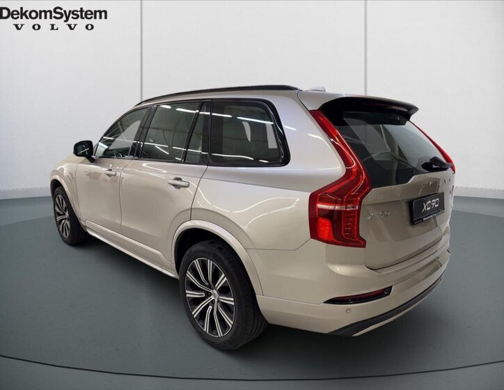 Volvo XC90 SUV 2,0 l 173 kw