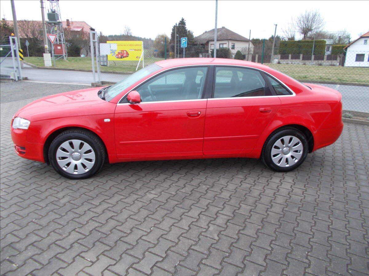 Audi A4 Sedan / Limuzína 2,0 l 103 kw